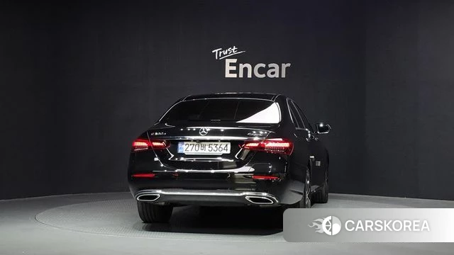 Mercedes-Benz E-Class W213 id 4958309 из Кореи 26