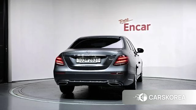 Mercedes-Benz E-Class W213 id 5048106 из Кореи 26
