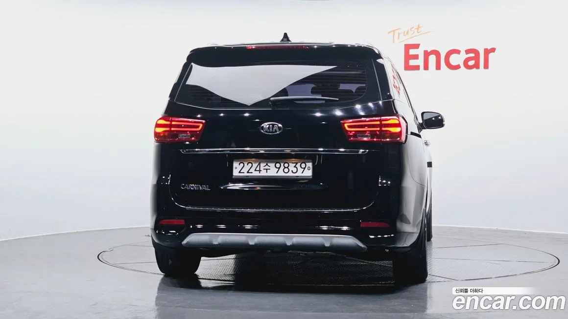 Kia The New Carnival id 2116442 из Кореи 14