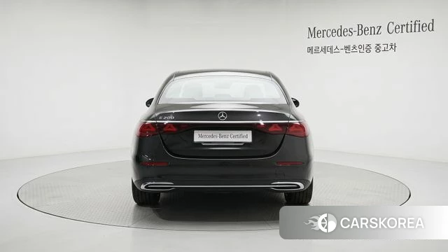 Mercedes-Benz E-Class W214 2026 Серый из Кореи, фото 6