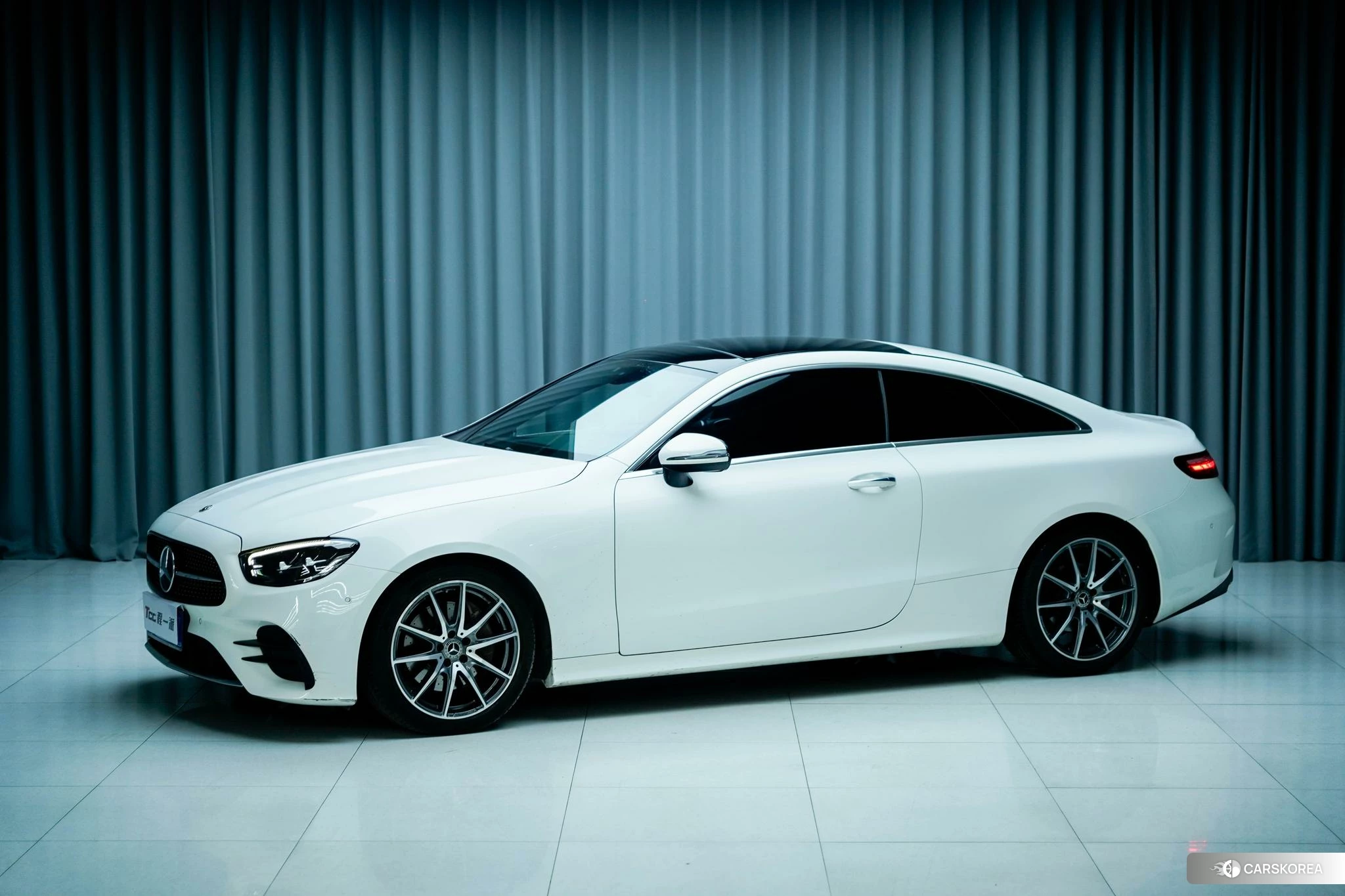 Mercedes-Benz E-Class 2022 Белый из Китая, фото 4