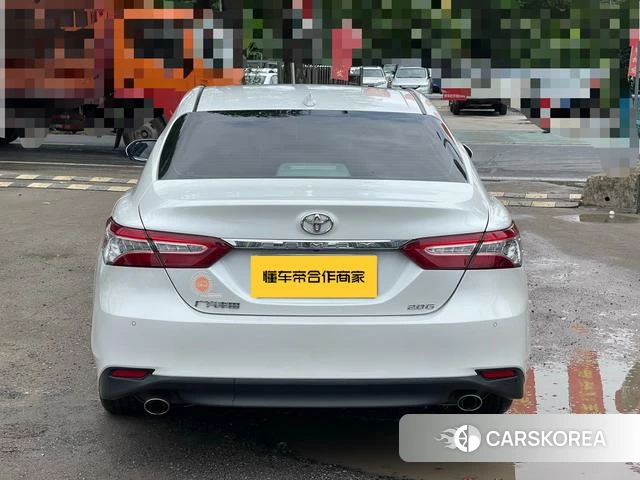 Toyota Camry 2022 Белый из Китая, фото 4
