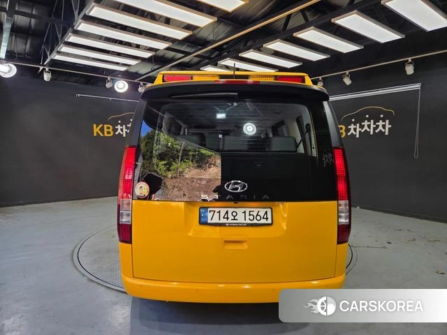 Hyundai Staria id 4951032 из Кореи 14