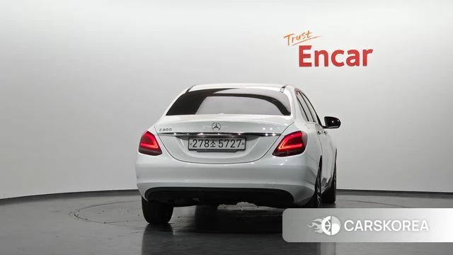 Mercedes-Benz C-Class W205 id 5028924 из Кореи 14