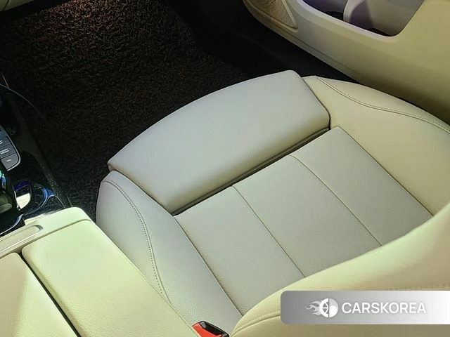 Mercedes-Benz A-Class W177 2021 Белый из Кореи, фото 4