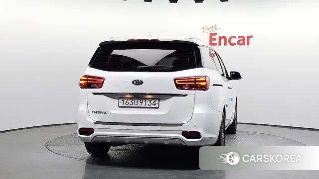 Kia The New Carnival id 3641238 из Кореи 14