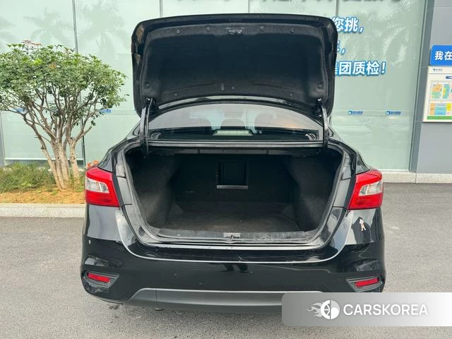 Nissan Sylphy 2021 Черный из Китая, фото 6