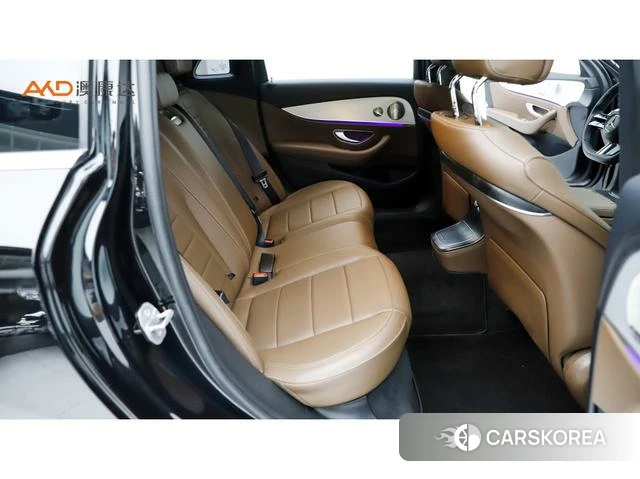 Mercedes-Benz E-Class 2021 Черный из Китая, фото 4