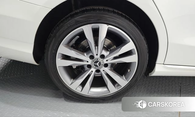 Mercedes-Benz C-Class W205 id 5029175 из Кореи 24