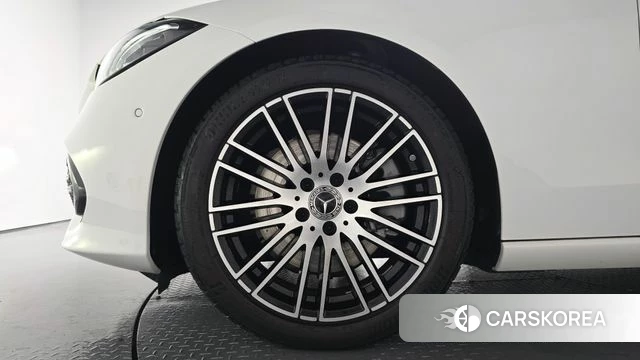 Mercedes-Benz C-Class W206 id 5001946 из Кореи 30