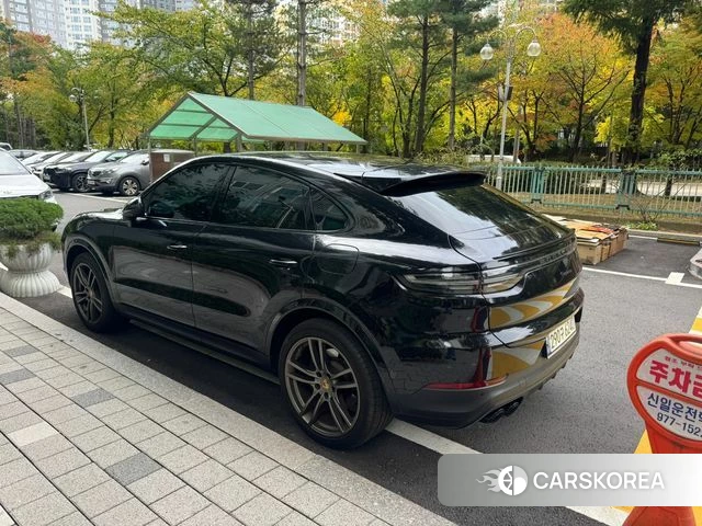 Porsche Cayenne (PO536) 2021 Черный из Кореи, фото 4