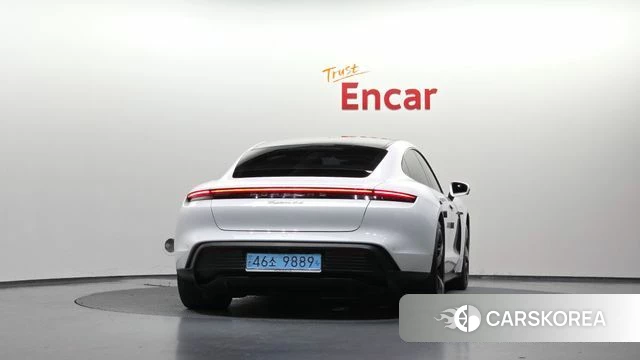 Porsche Taycan id 4726819 из Кореи 14