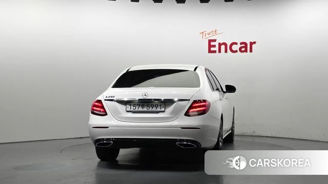 Mercedes-Benz E-Class W213 id 4918274 из Кореи 14