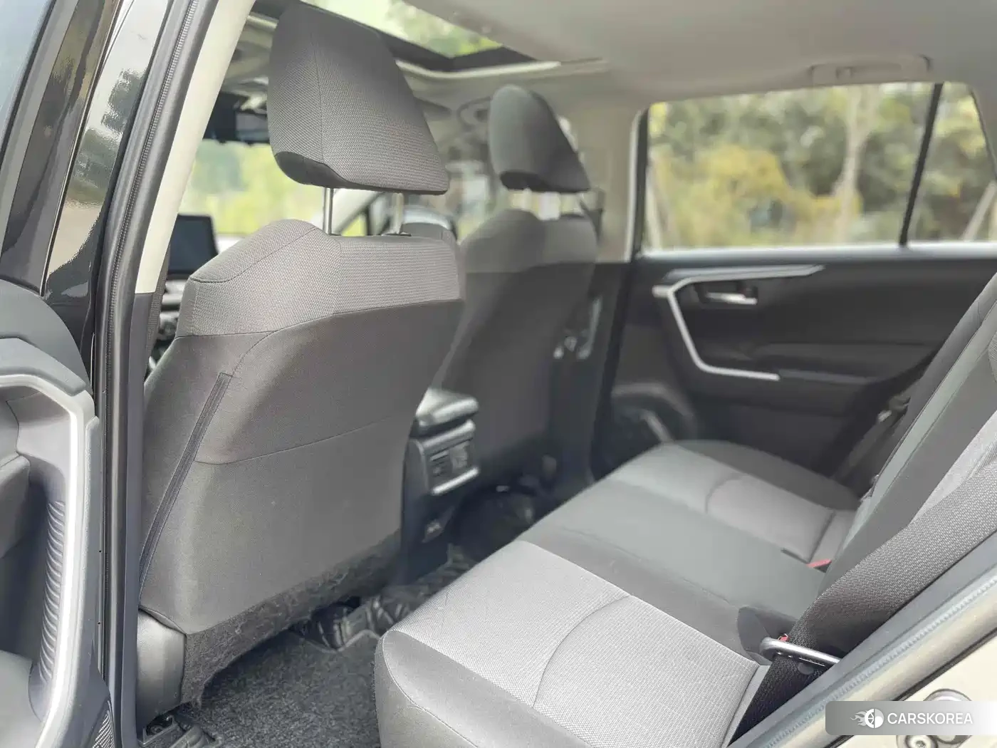 Toyota RAV4 2021 Черный из Китая, фото 4