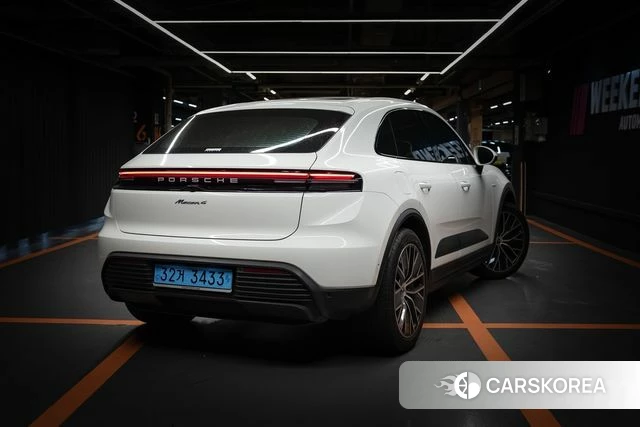 Porsche Makan EV 2025 Белый из Кореи, фото 5