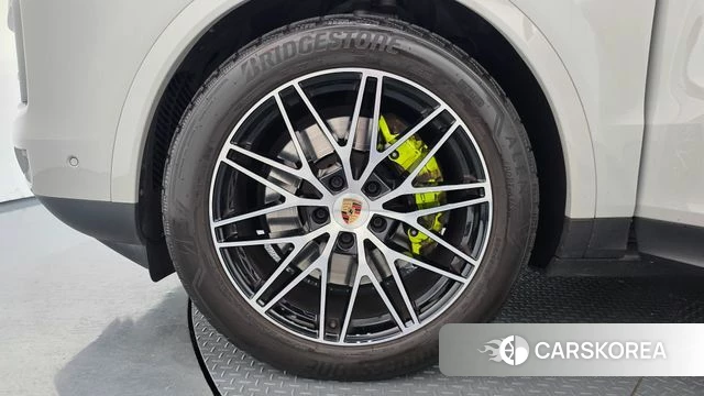 Porsche Cayenne (PO536) id 4834254 из Кореи 31