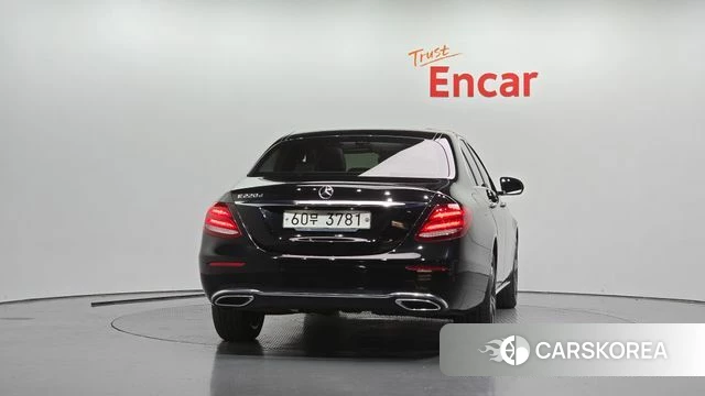 Mercedes-Benz E-Class W213 id 5018957 из Кореи 25