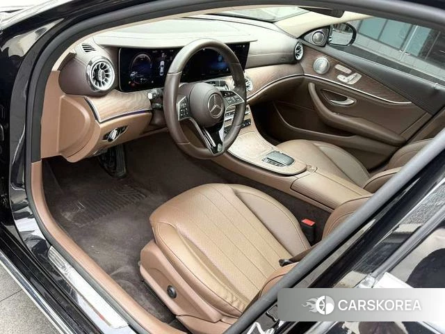 Mercedes-Benz E-Class 2021 Черный из Китая, фото 5