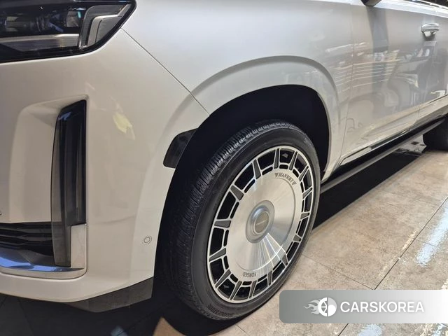 Cadillac Escalade 5th Generation 2022 Белый из Кореи, фото 4