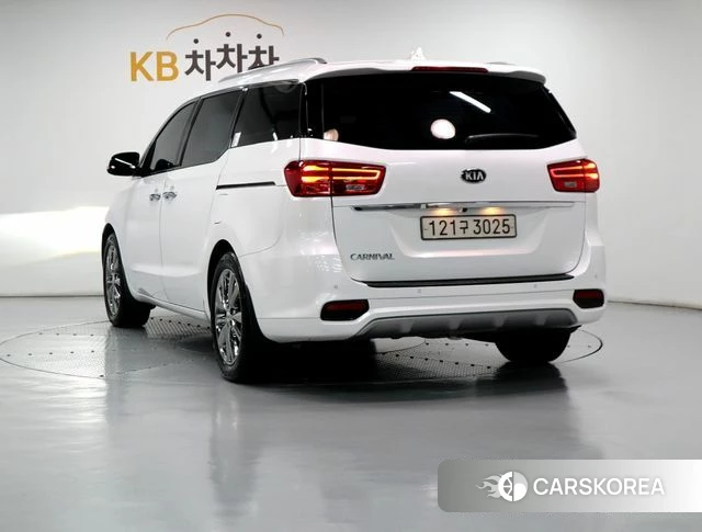 Kia The New Carnival id 4856467 из Кореи 14
