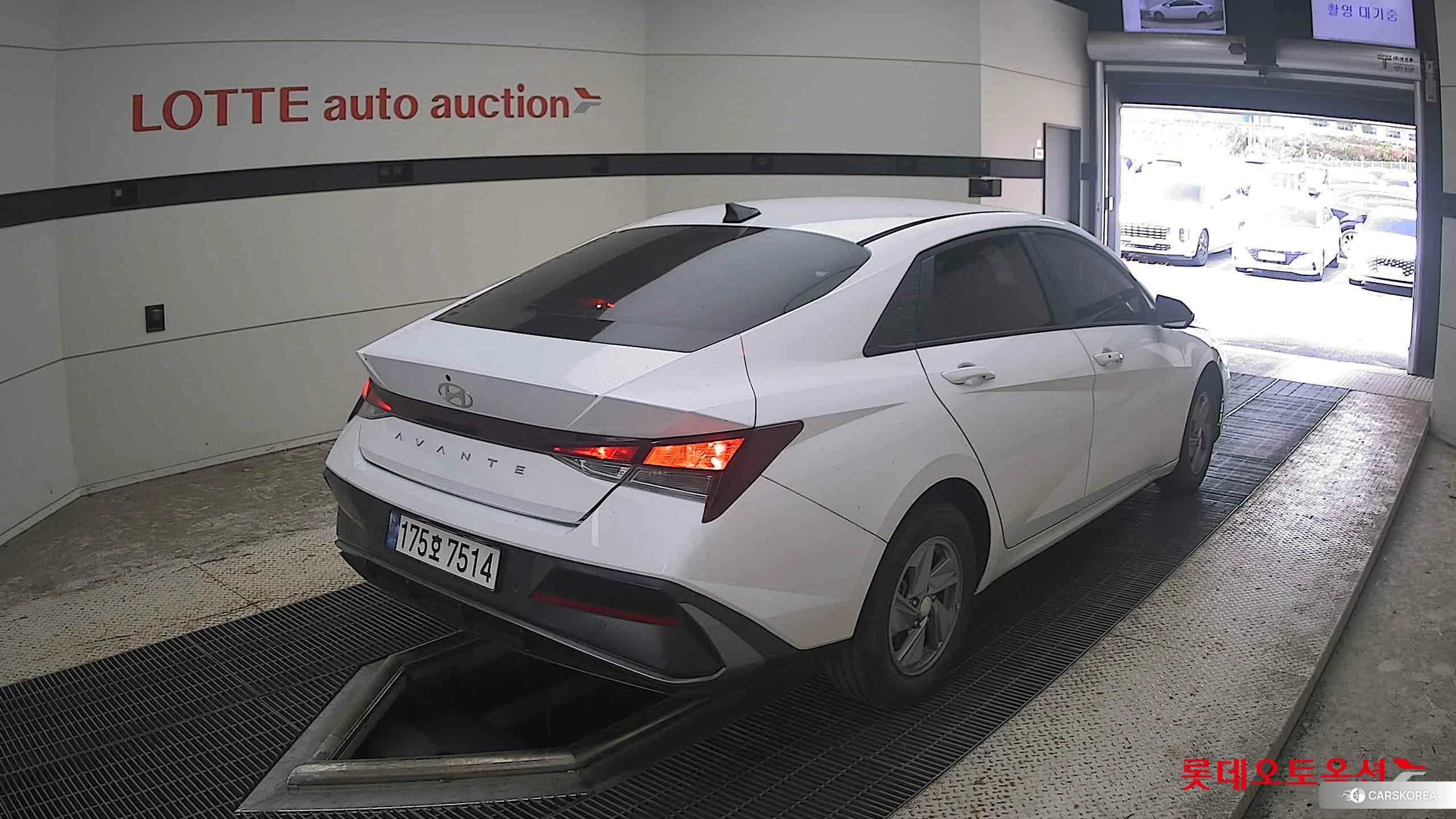 Hyundai Avante id 4984604 из Кореи 30