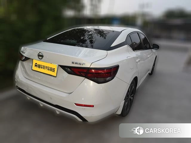 Nissan Sylphy 2021 Белый из Китая, фото 4