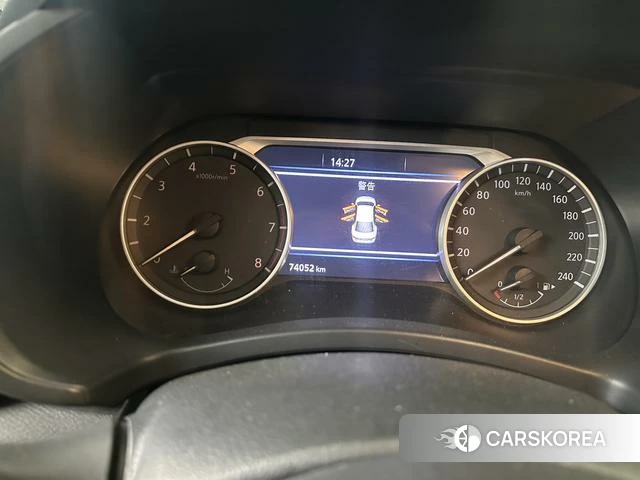 Nissan Sylphy 2024 Белый из Китая, фото 4