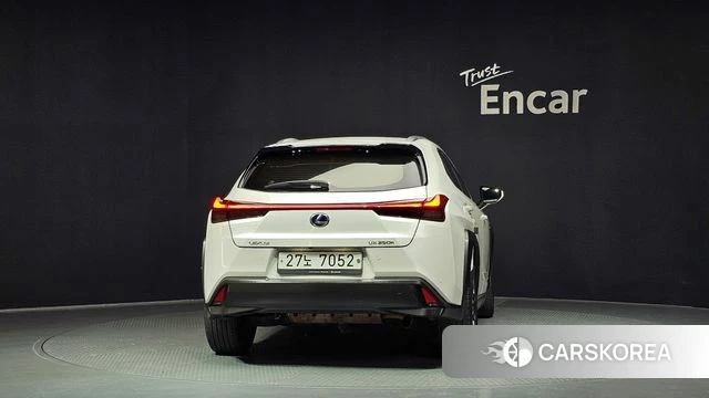 Lexus UX250h id 4339315 из Кореи 14