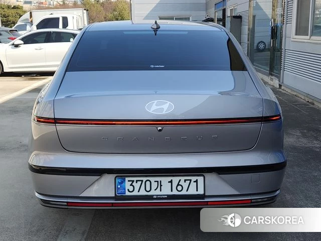 Hyundai Grandeur (GN7) id 4540590 из Кореи 14