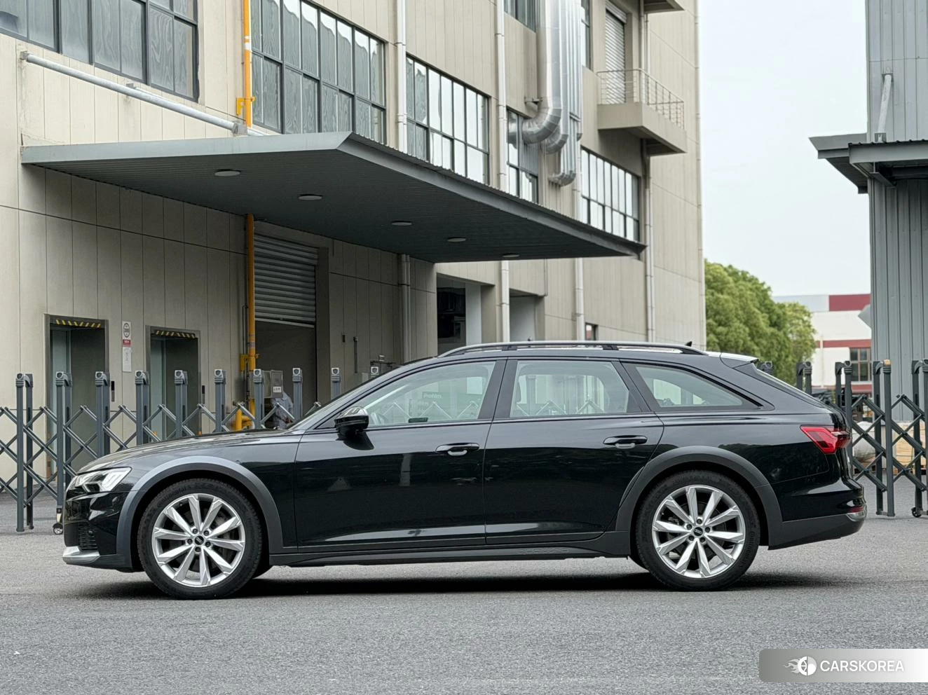 Audi A6 2020 Черный из Китая, фото 6