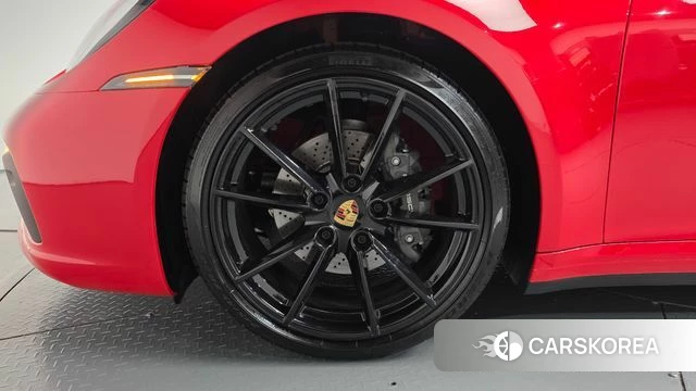 Porsche 911(992) id 4792207 из Кореи 27