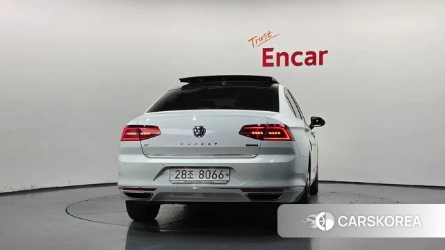 Volkswagen Passat GT (B8) id 4944369 из Кореи 31