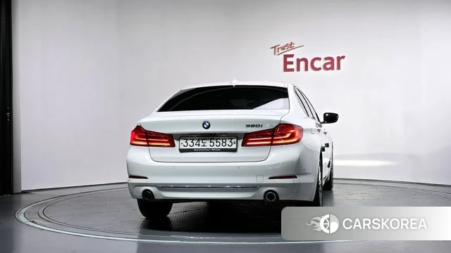 BMW 5 Series (G30) id 5028936 из Кореи 26