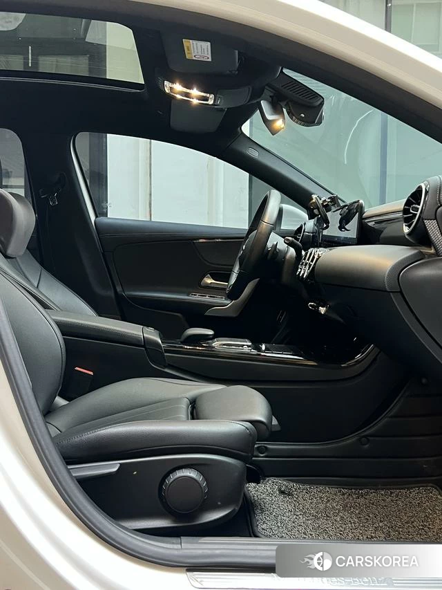 Mercedes-Benz A-Class 2021 Белый из Китая, фото 4