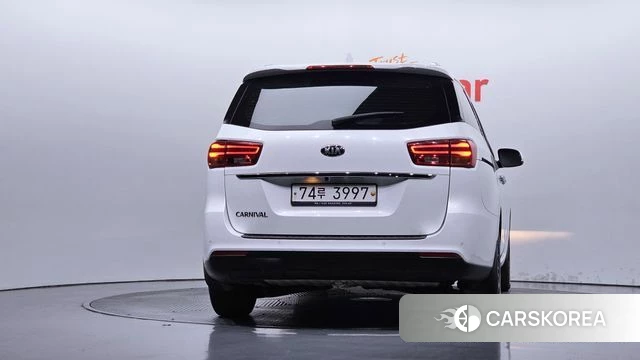 Kia The New Carnival id 4850015 из Кореи 14