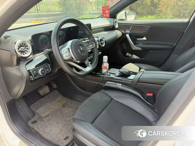 Mercedes-Benz A-Class 2022 Белый из Китая, фото 4