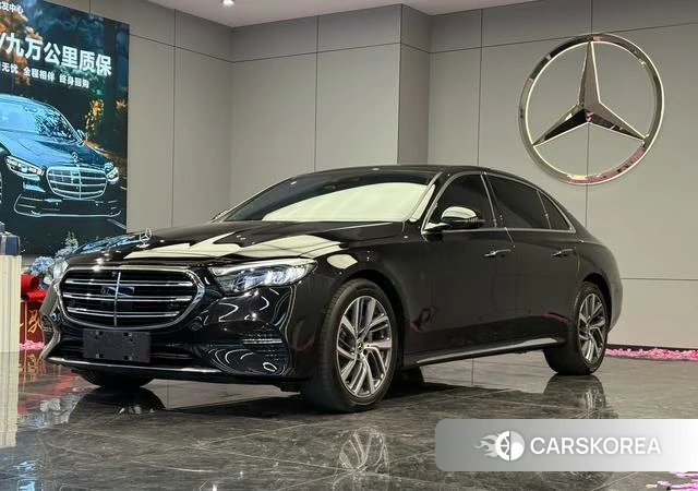 Mercedes-Benz E-Class 2025 Черный из Китая, фото 4