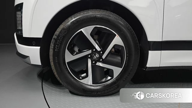 Hyundai Ionic 9 id 4957300 из Кореи 34
