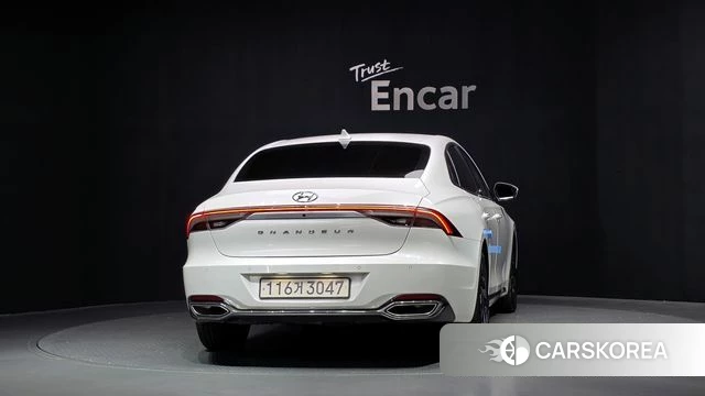 Hyundai The New Grandeur IG Hybrid id 4942389 из Кореи 27