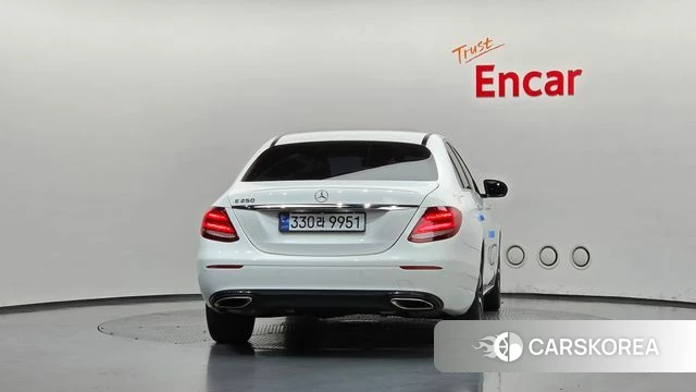 Mercedes-Benz E-Class W213 id 4952602 из Кореи 26