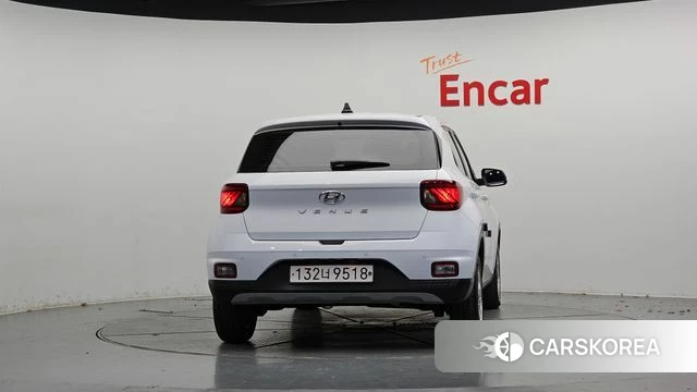 Hyundai Venue id 5017527 из Кореи 14