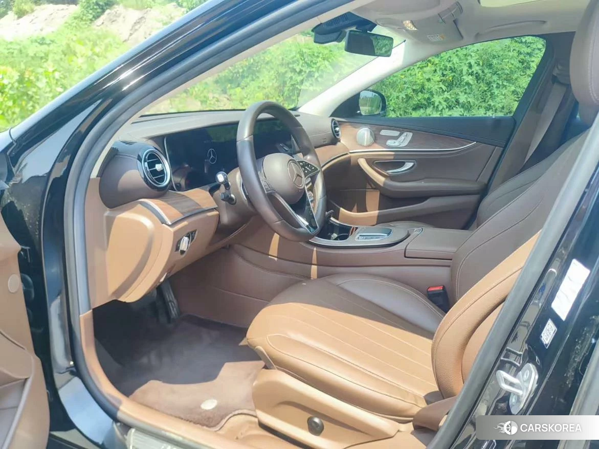 Mercedes-Benz E-Class 2021 Черный из Китая, фото 4