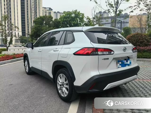 Toyota Corolla 2023 Белый из Китая, фото 4
