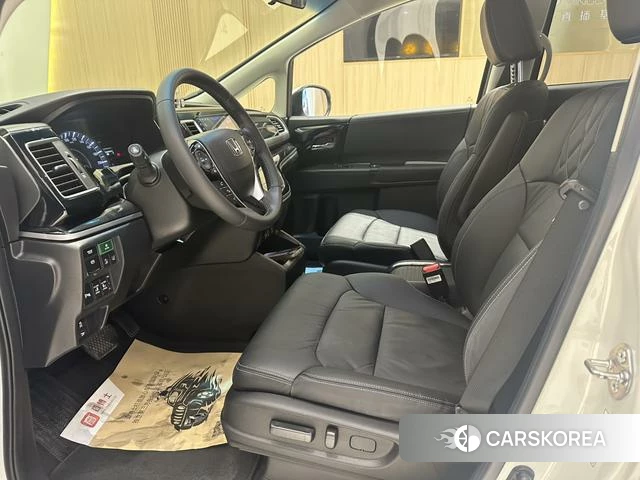 Honda Elysion 2022 Белый из Китая, фото 4