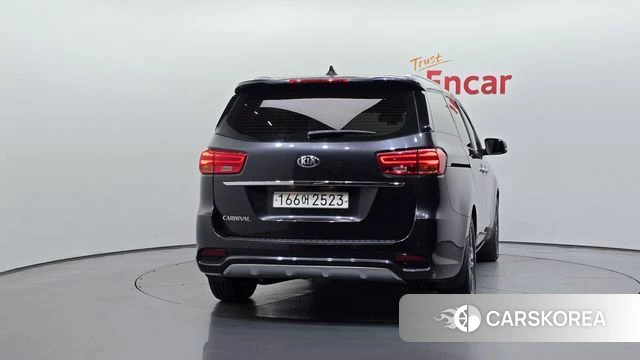 Kia The New Carnival id 5035166 из Кореи 25