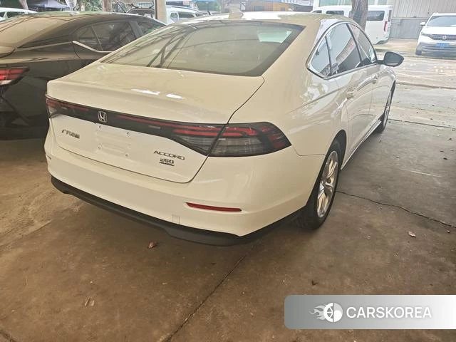Honda Accord 2023 Белый из Китая, фото 6