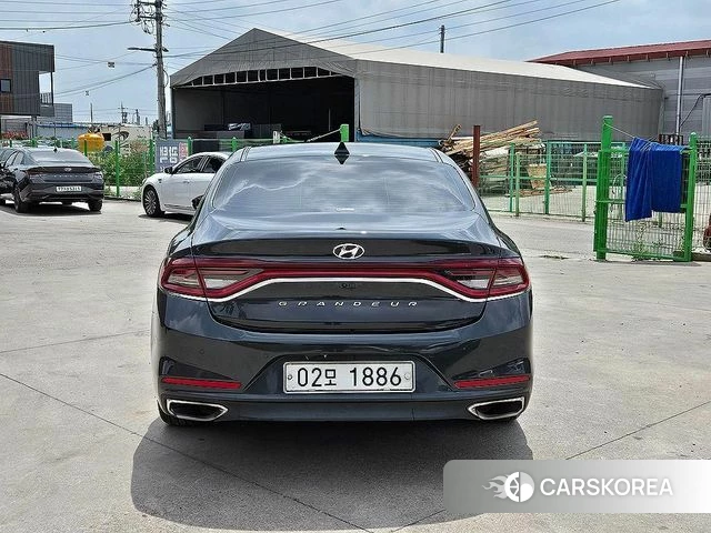 Hyundai Grandeur IG id 4371870 из Кореи 14