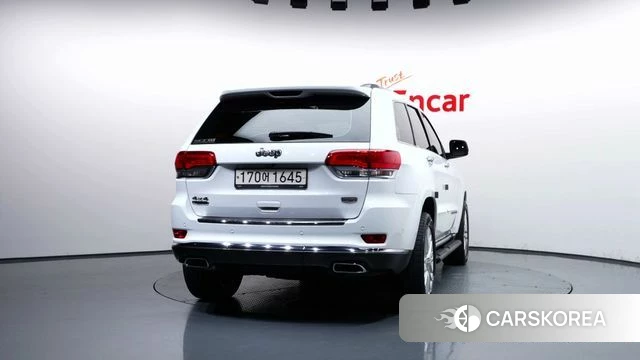 Jeep Grand Cherokee id 5042020 из Кореи 27