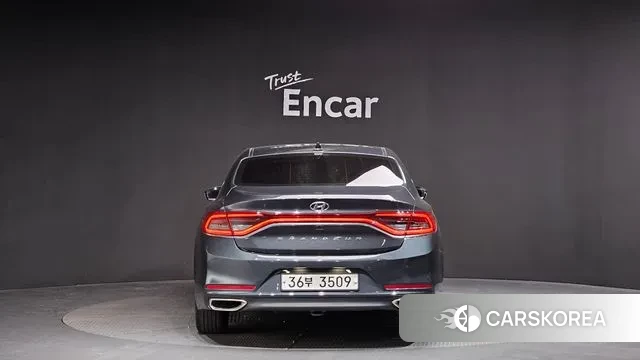 Hyundai Grandeur IG id 3330483 из Кореи 14
