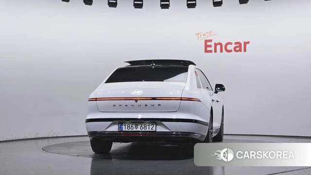 Hyundai Grandeur Hybrid (GN7) id 5046200 из Кореи 14